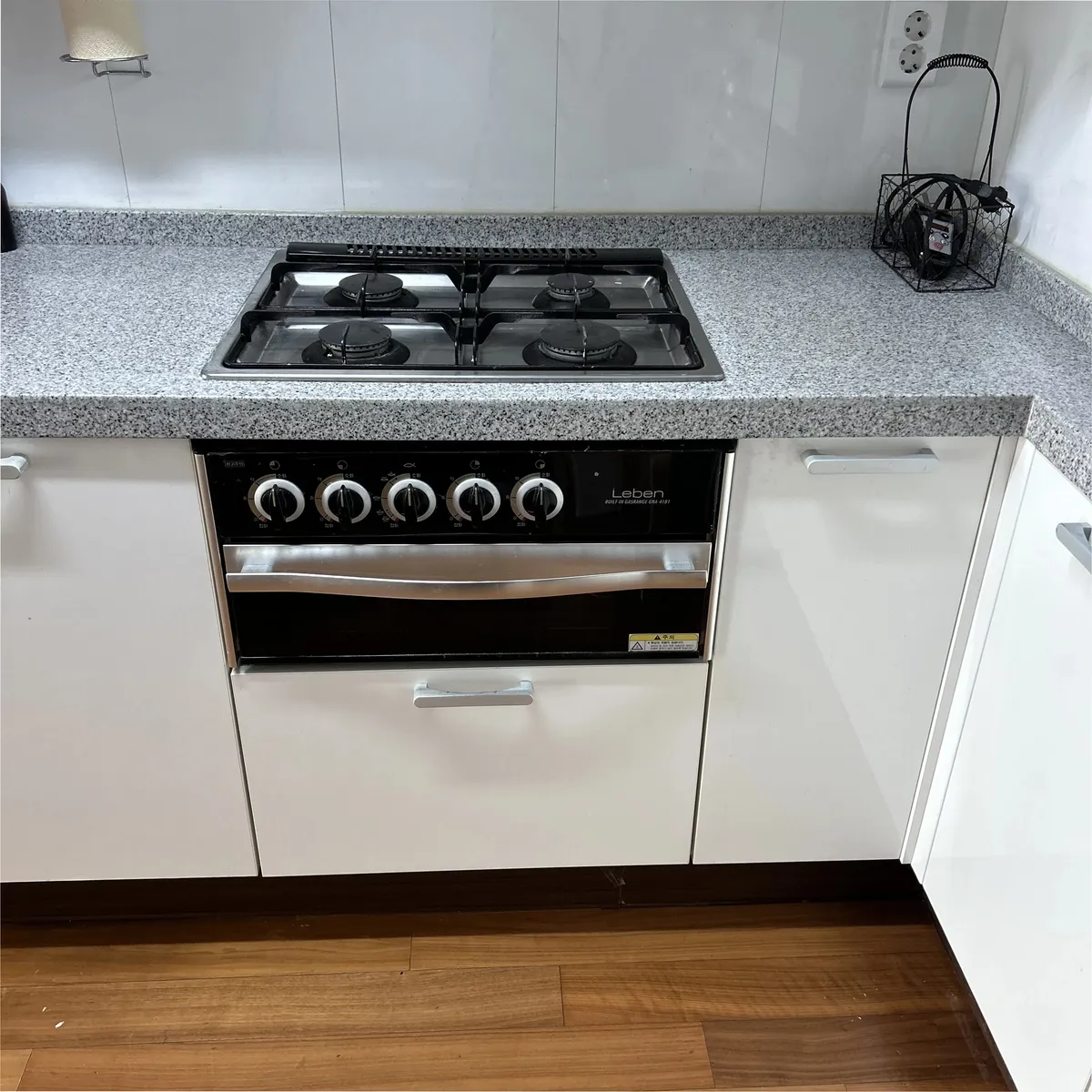 수납장 교체 후