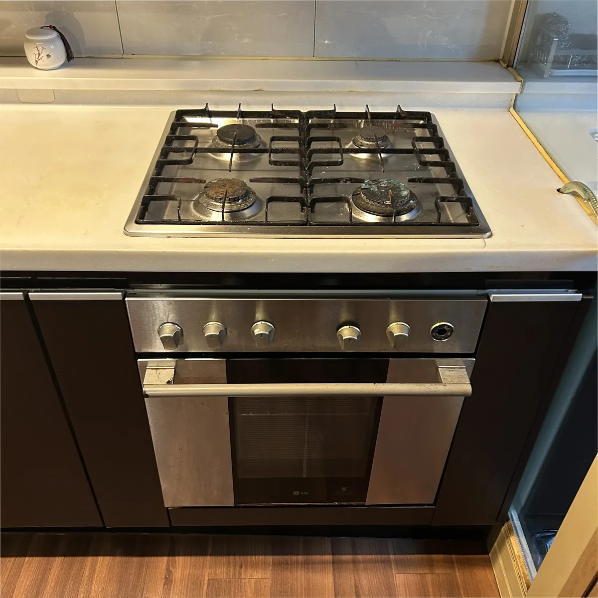 시공 전 - 가스오븐 수납장 리모델링