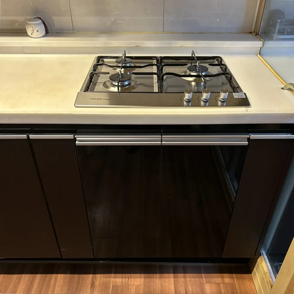 시공 후 - 가스오븐 수납장 리모델링